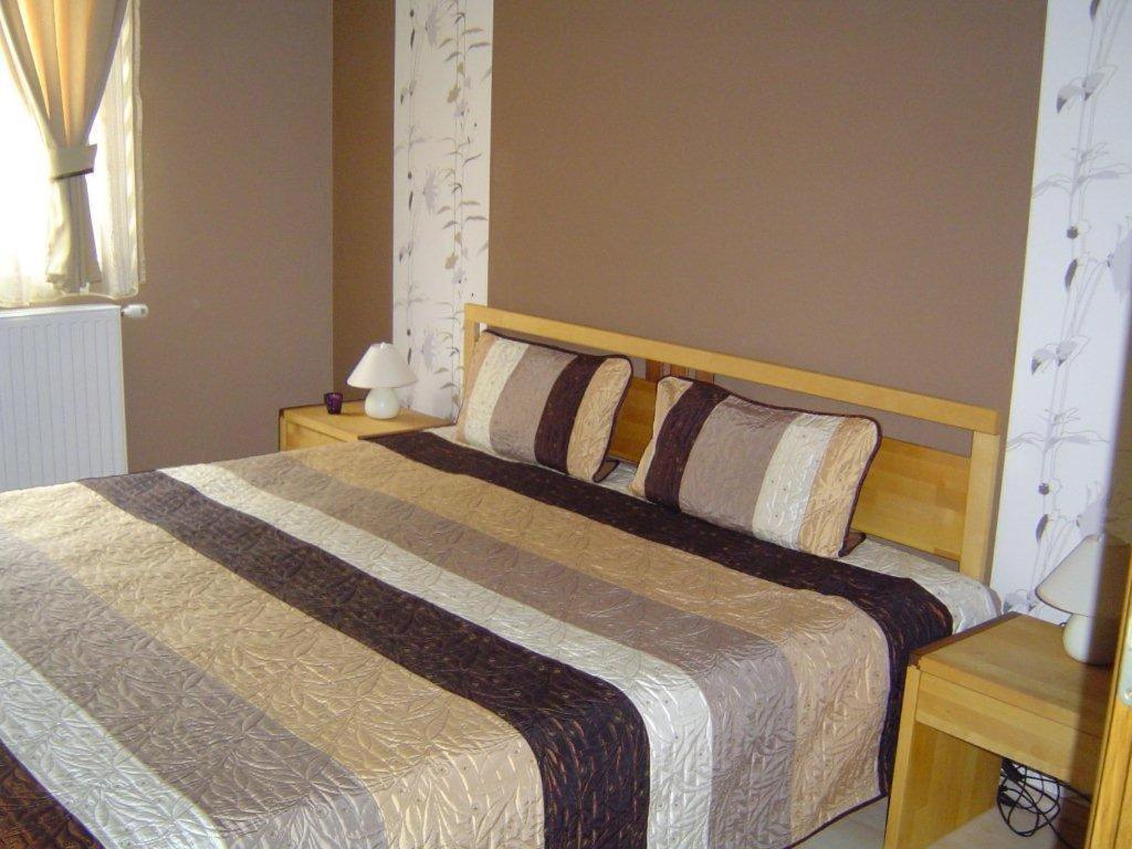 Janus Apartman Sárvár Zewnętrze zdjęcie