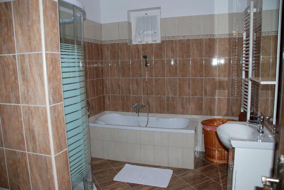 Janus Apartman Sárvár Pokój zdjęcie